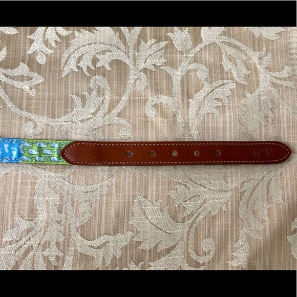 Vineyard Vines Patchwork Silk Leather Buck… - Picture 3 of 8